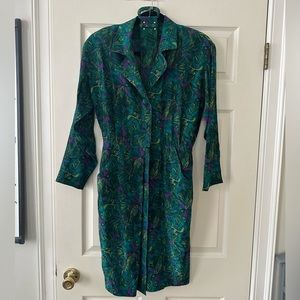 Beautiful vintage dress with belt buckle